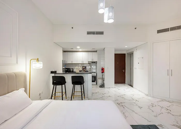 Relaxing Studio In Exciting Dubailand District